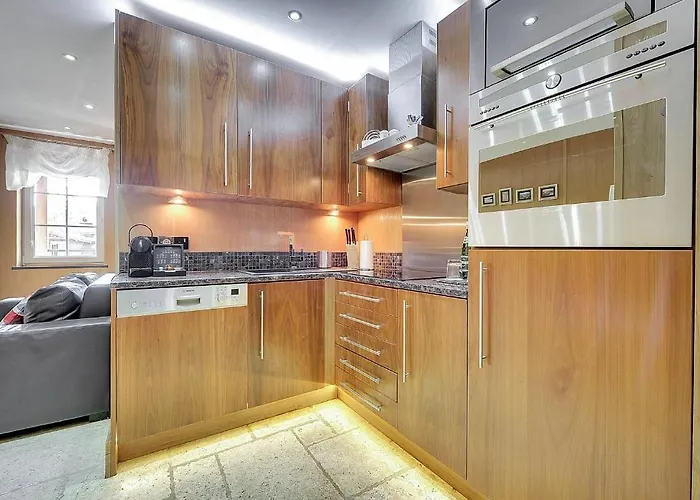 Mala Anglia - Boutique & Sopot