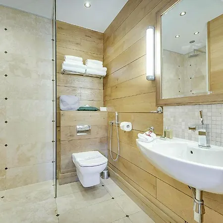 Mala Anglia - Boutique & Apart Otel Sopot