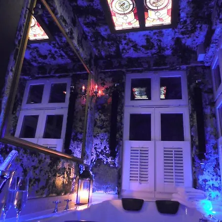 Mala Anglia - Boutique & 4* Sopot
