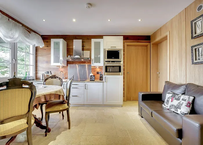 Mala Anglia - Boutique &