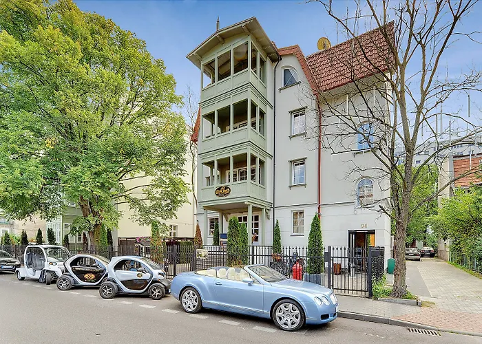 Mala Anglia - Boutique & Hotel apartamentowy 4*