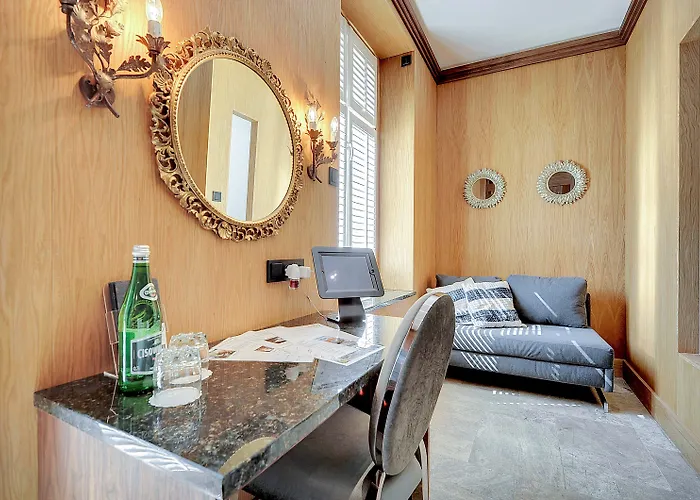 Mala Anglia - Boutique & Sopot